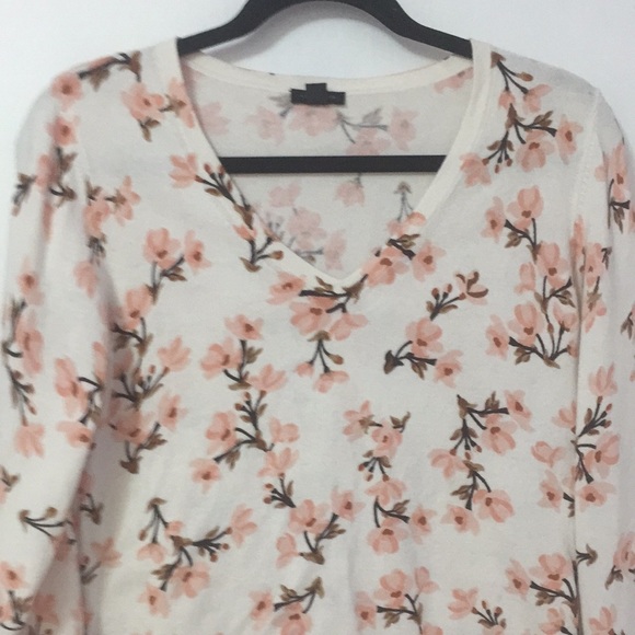 Ann Taylor Factory Floral Sweater 2for$10 - Picture 4 of 8